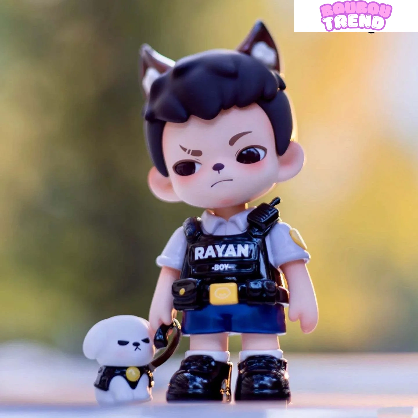 Figurine PVC Guerriers Loup Rayan en exposition