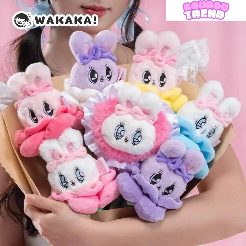 Poupée en peluche collection