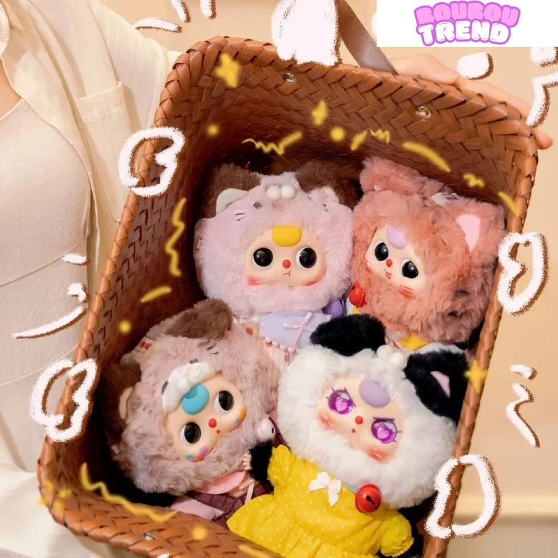 Détails de la poupée en peluche