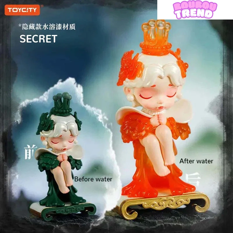 Découverte de figurines mystiques