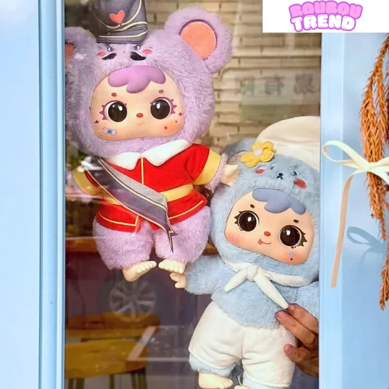 Poupée en peluche en toute sécurité