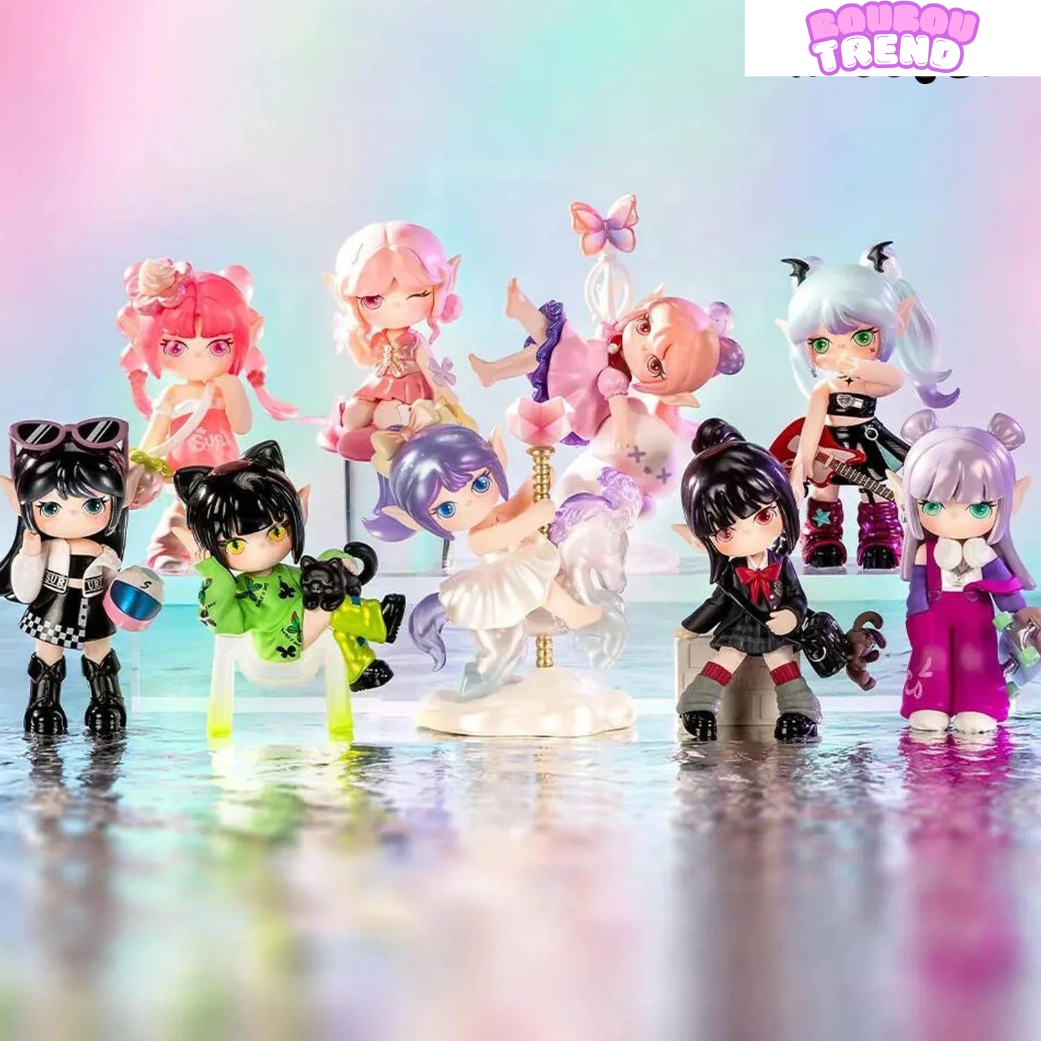 Une collection de Figurines SURI