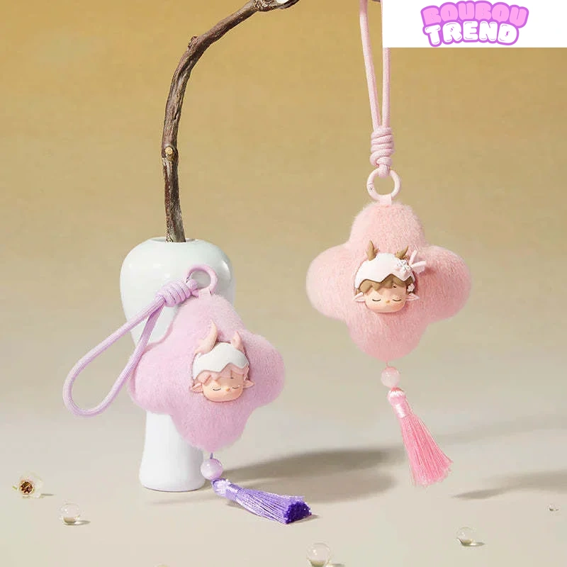 Poupées de la série MIMI