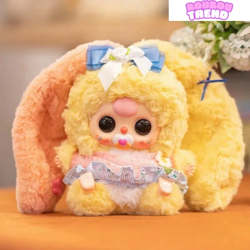 Poupée en peluche Baby Three-Lily Rabbit