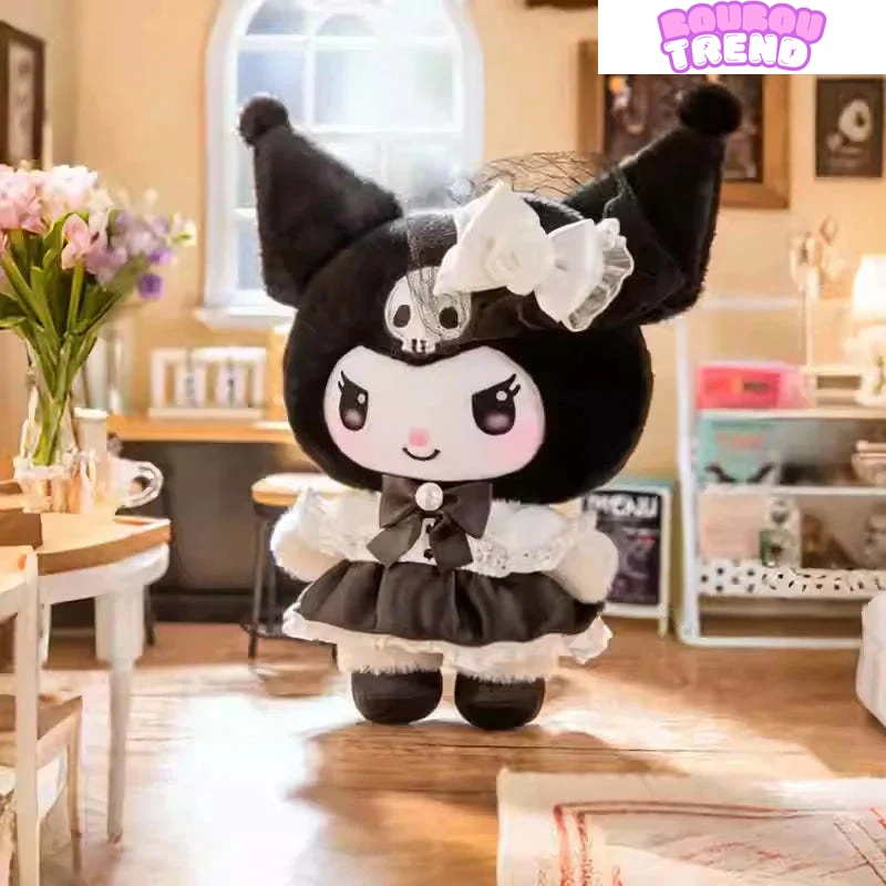 Poupée en peluche Sanrio
