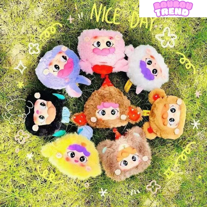 Poupée en peluche MIGO