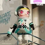 MEGA SPACE MOLLY 400% Vans